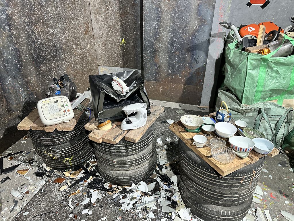 【東京】デスクワークの運動不足を即解消｜ストレス発散できる最強の室内アクティビティ